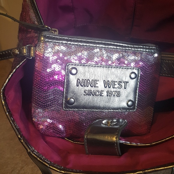 Handbag - Picture 3 of 3